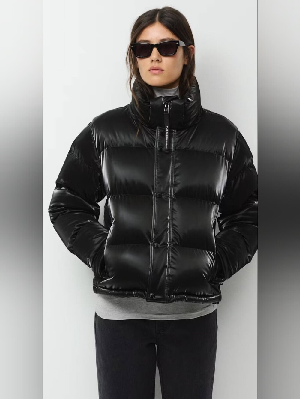 Aritzia The Super Puff Black Shiny Cropped Puffer Jacket Size S